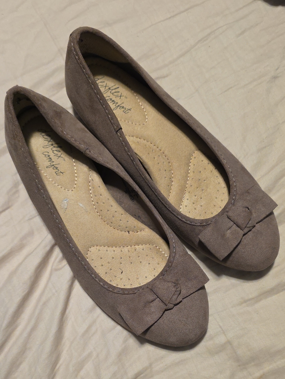 dexflex comfort Taupe Bow Ballet Flats 9.5w